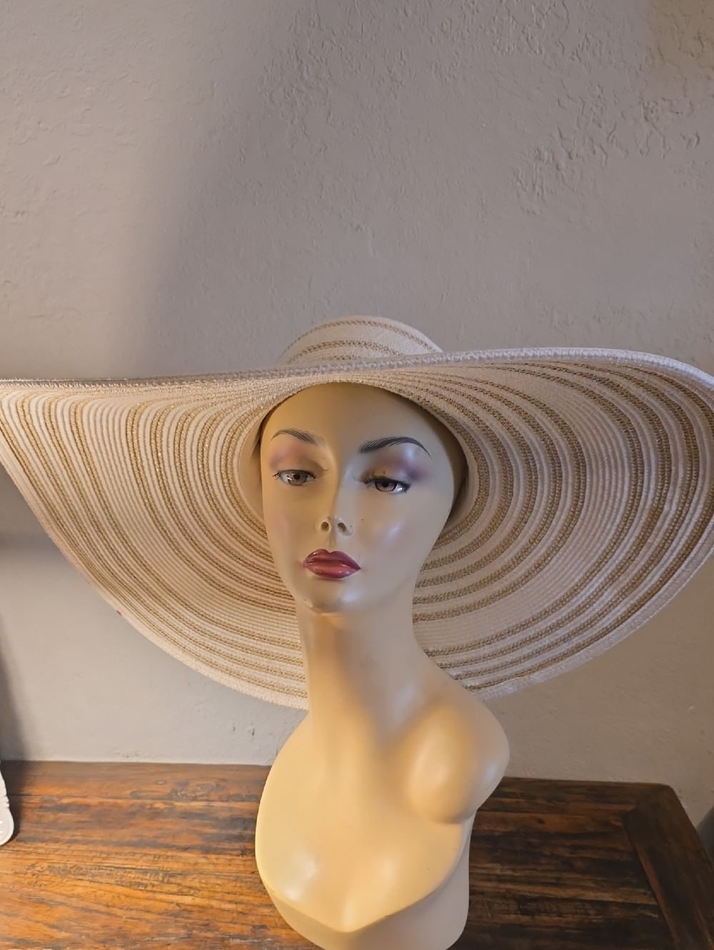 XL Wide Brim Hat